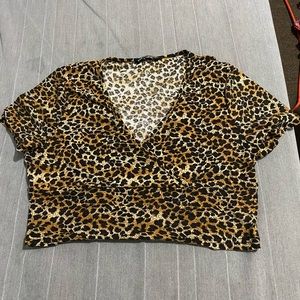 SHEIN Cheetah Print Short Sleeve Crop Top